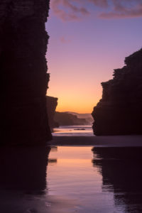 Spanien, Nordküste, Galicien, Nationalpark, Kathedralenstrand, Playa de las Catedrales, Naturdenkmal, Abendstimmung, Silhouette Spanien, Nordküste, Galicien, Nationalpark, Kathedralenstrand, Playa de las Catedrales, Naturdenkmal, Abendstimmung, Silhouette